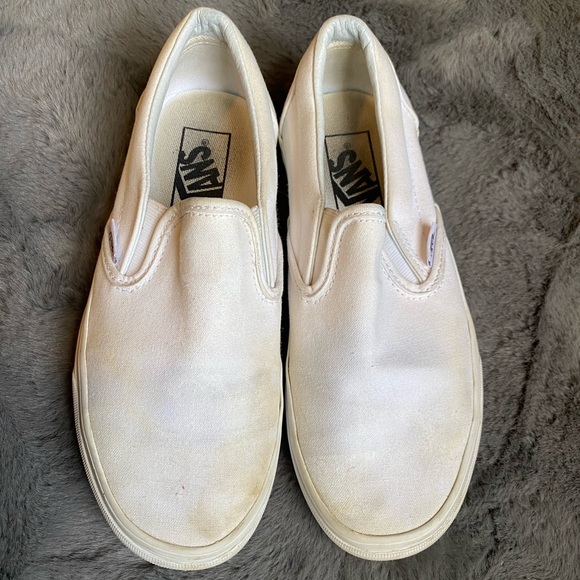 how to clean all white slip on vans